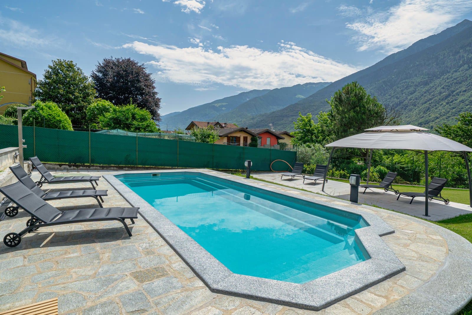 Residence Spinedi Royale